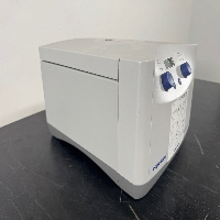Eppendorf 5702 Centrifuge image 1